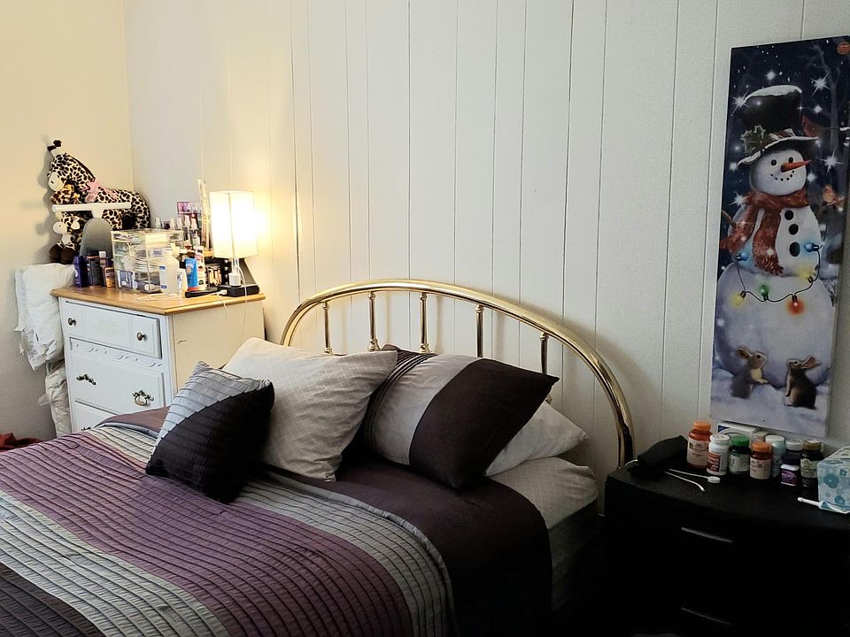 2nd image of 15 Trinity Pl Floor 2