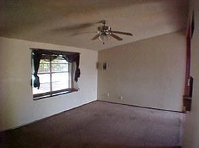 3rd image of 10732 Obsidian St