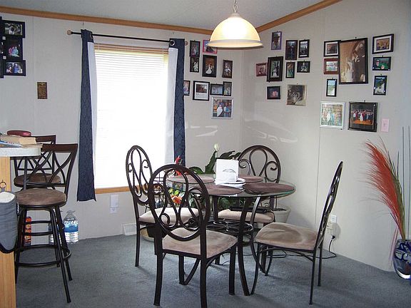 4th image of 58 Deerhaven Ln