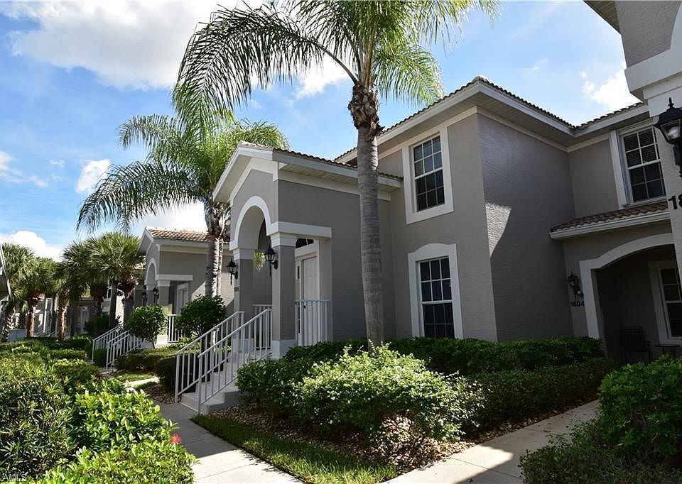 Bottom floor beauty!  10121 CCC 1804