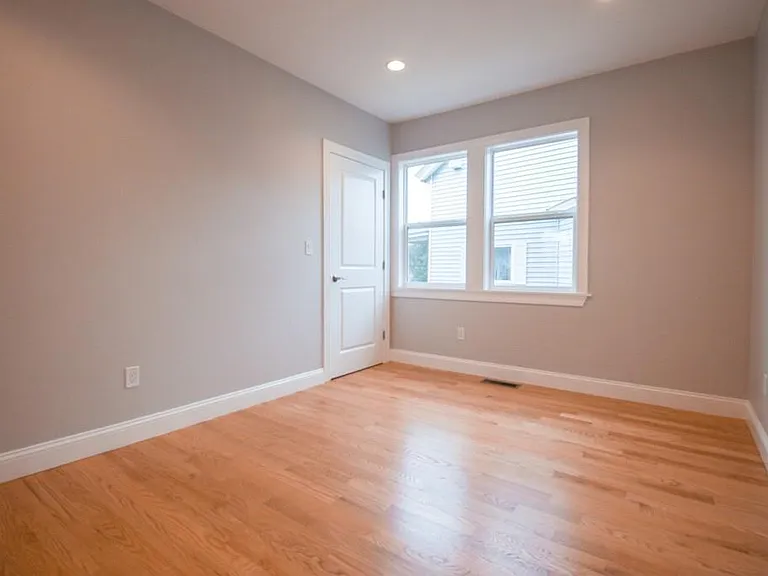 11 Hicks Ave #1 — Photo 6