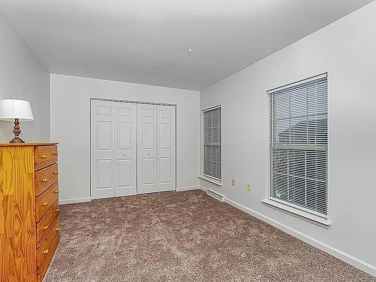 111 Lisa Ln — Photo 12