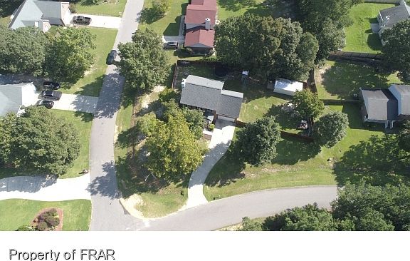 2nd image of 215 Scarlet Oak Dr