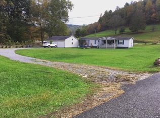 1273 Pricketts Creek Rd, Fairmont, WV 26554