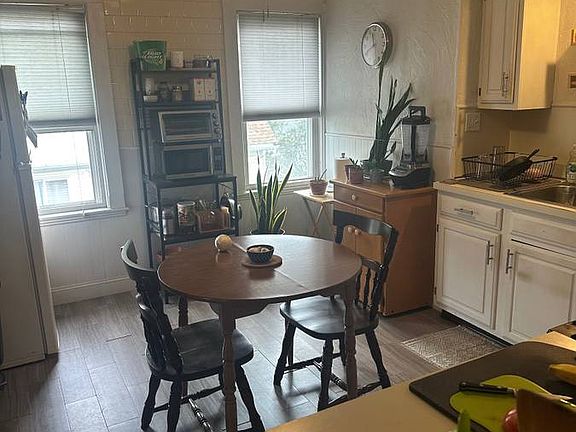 3rd image of 32-34 Richie Rd #1