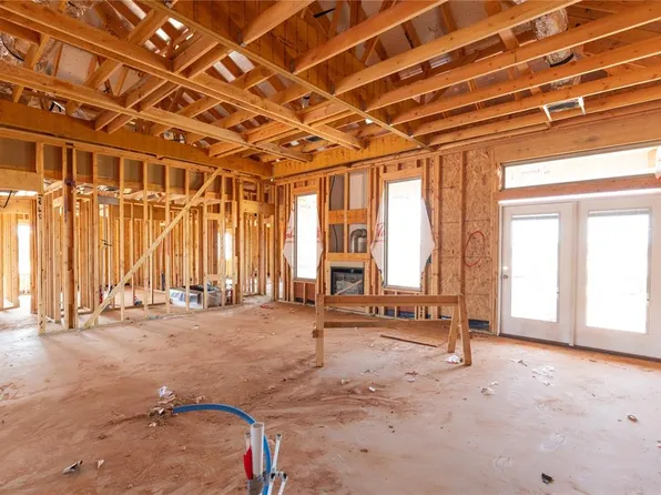 12504 SW 31st St, Yukon, OK 73099
