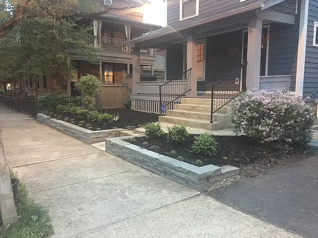 37 E Deshler Ave — Photo 2