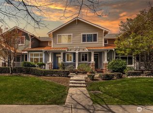 7601 Fairway Ave SE UNIT 803, Snoqualmie, WA 98065