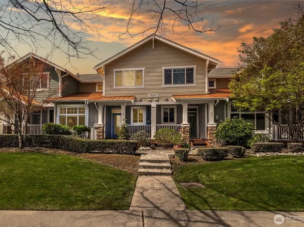 7601 Fairway Avenue SE #803, Snoqualmie, WA 98065