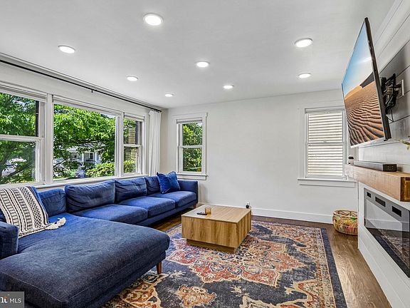 5th image of 311 Farner Ave