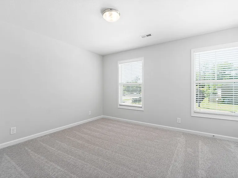 2299 Raleigh Ct #B — Photo 17