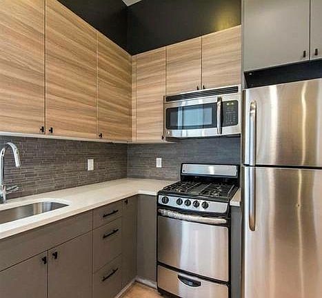 5th image of 1317 Bedford Ave