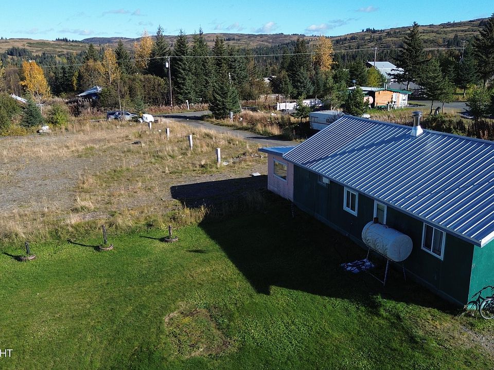 1st image of 64820 Nikolaevsk Rd