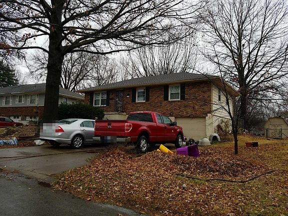 3rd image of 3917 S Bedford Ave
