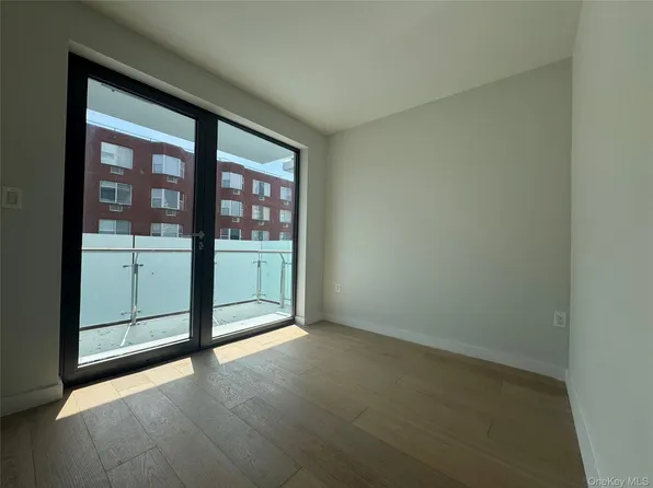 13680 41st Ave #4F, Flushing, NY 11355