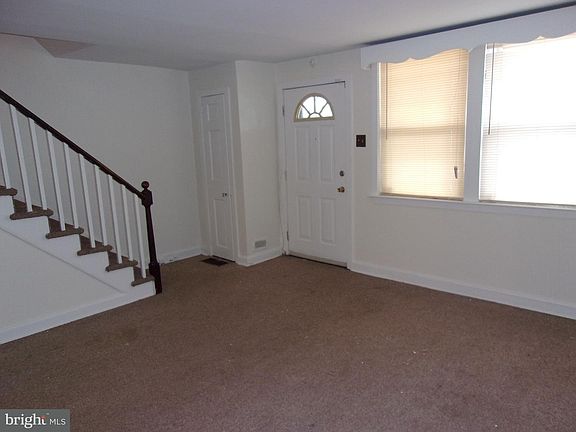 4th image of 2731 W 3rd St