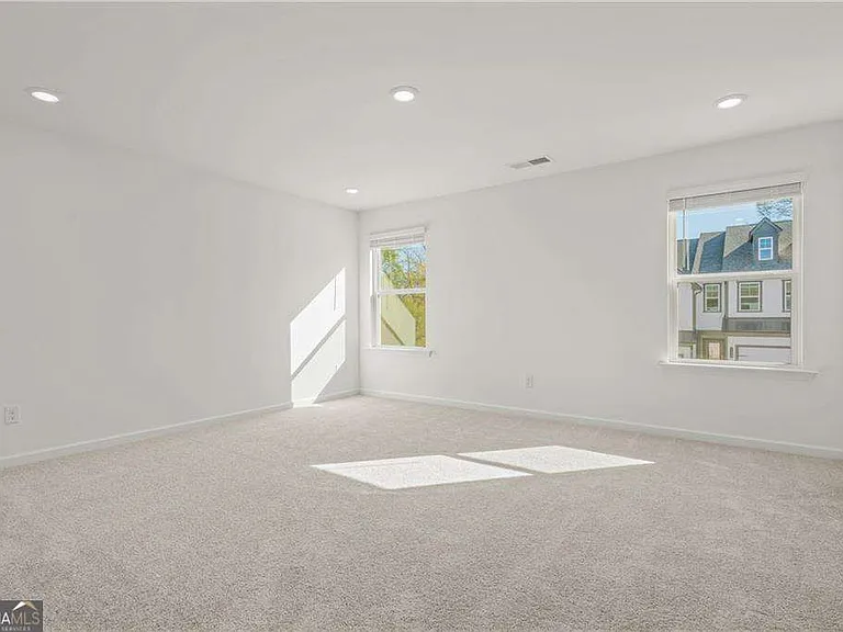 155 Star Ct — Photo 11