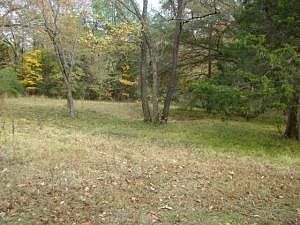 4th image of 300 Margaretta Dr