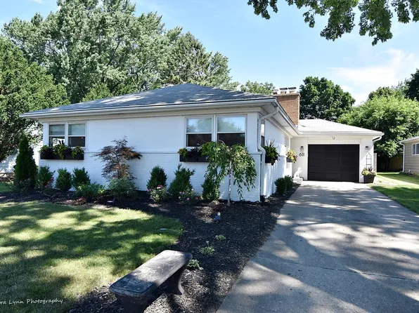 611 Dodson St, Geneva, IL 60134