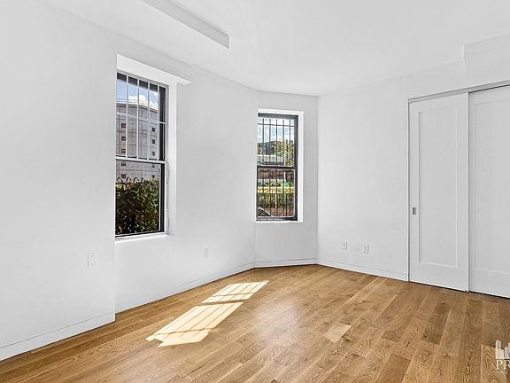 5th image of 227 Waverly Pl #1DD