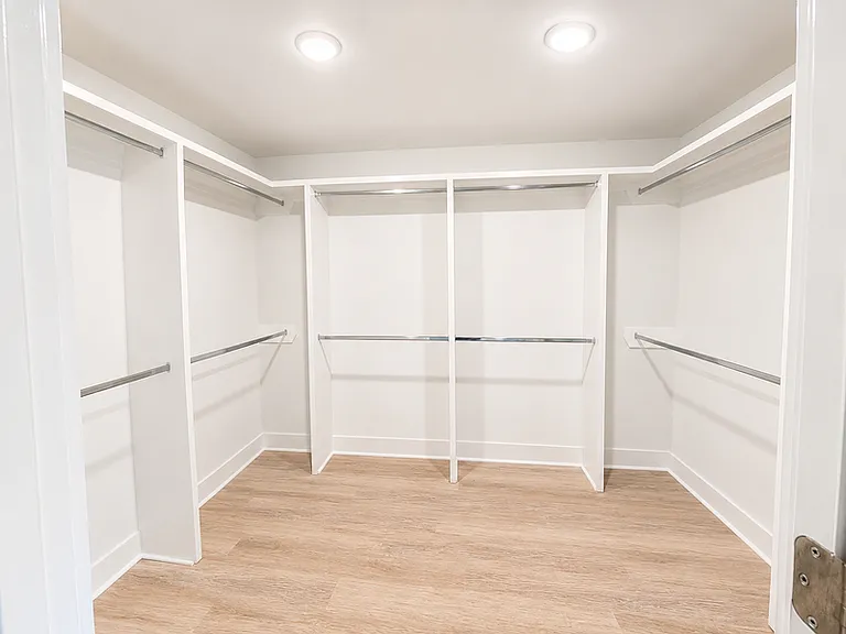 1533 Payne St #0 — Photo 12