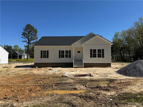 17430 Wedgewood Dr, Lanexa, VA 23089