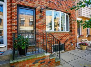 812 Mountain St, Philadelphia, PA 19148