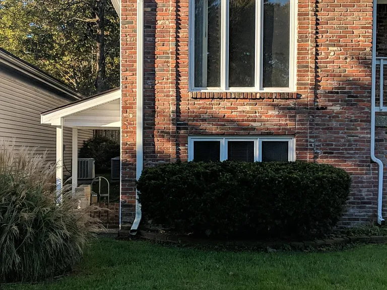 1506 Helmridge Ct — Photo 2