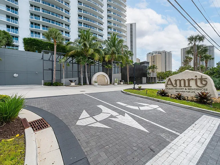 3100 N Ocean Dr #H-1601 — Photo 50