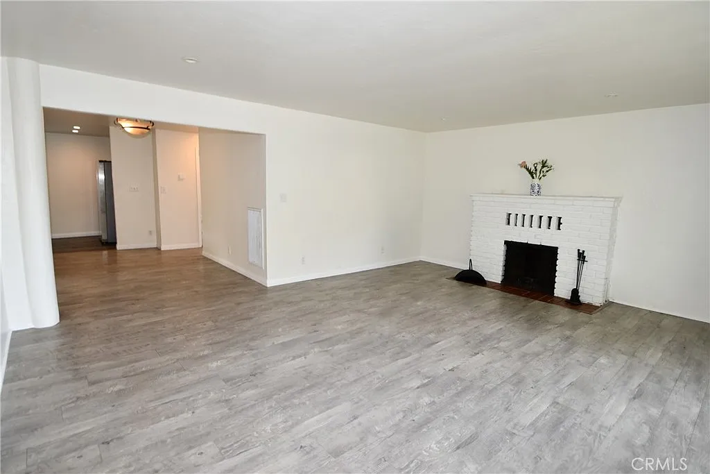 3 bed, 1766 sqft, $4,800 — Photo 4
