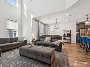 72 Depot Way, Dunellen, NJ 08812