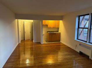 61-60 Dry Harbor Rd #26, Middle Village, NY 11379