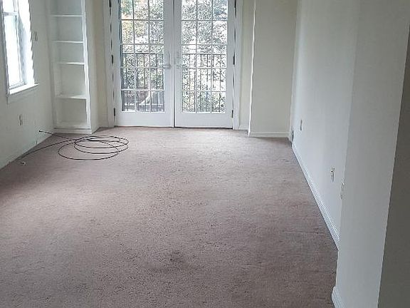 2nd image of 2513 Aspen St #2