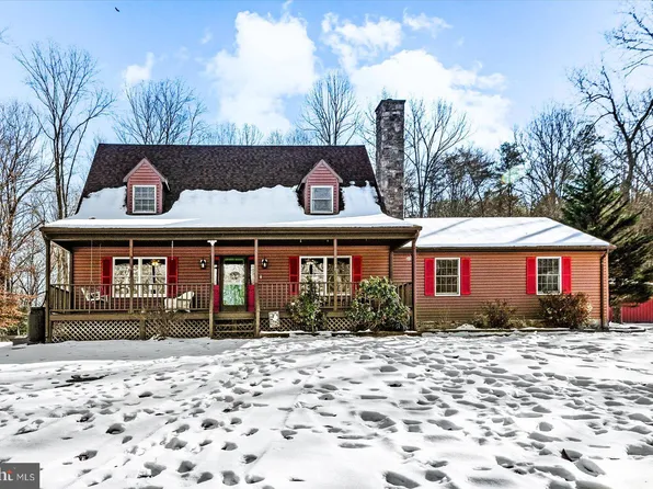 15598 Dickinsons Corner Dr, King George, VA 22485