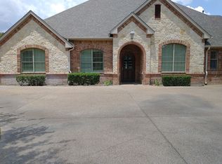 106 Shady Wood Ct, Weatherford, TX 76087