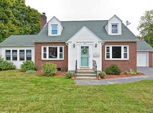 389 Massasoit Rd, Worcester, MA 01604