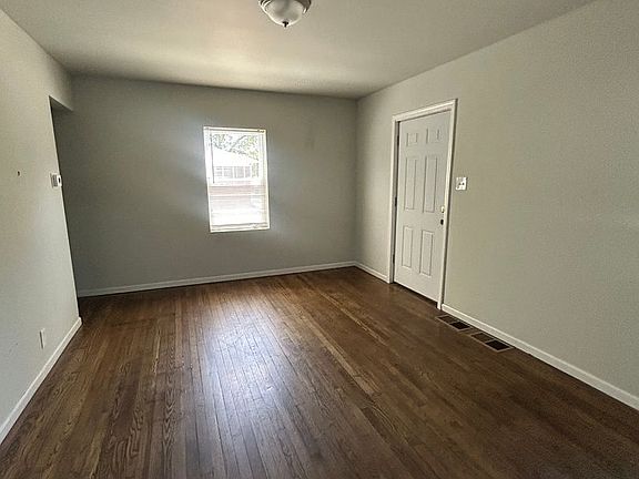 2nd image of 127 Marshall St