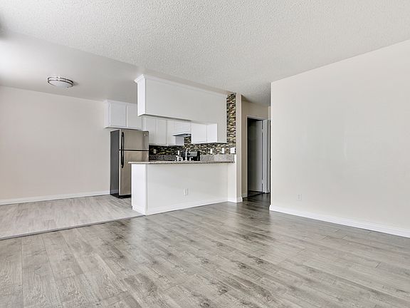 2nd image of 1026 N Bonnie Brae St APT 2