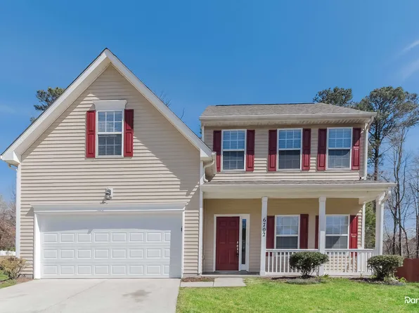 6702 Chieftain Dr, Charlotte, NC 28216