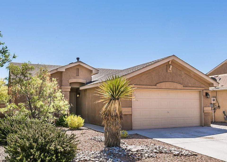 1st image of 10424 Condor Dr NW