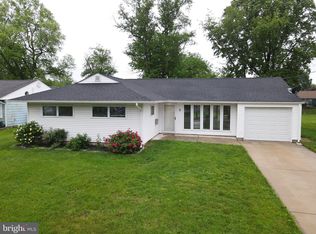 5 E Stephen Dr, Newark, DE 19713