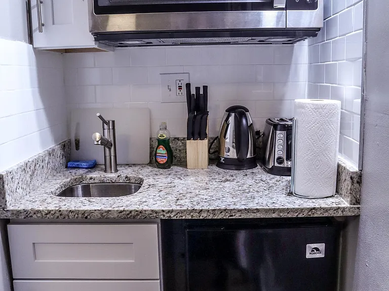 302 S 12th St #201B — Photo 3