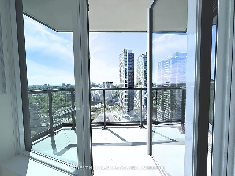 60 Central Park Dr #2504 — Photo 4