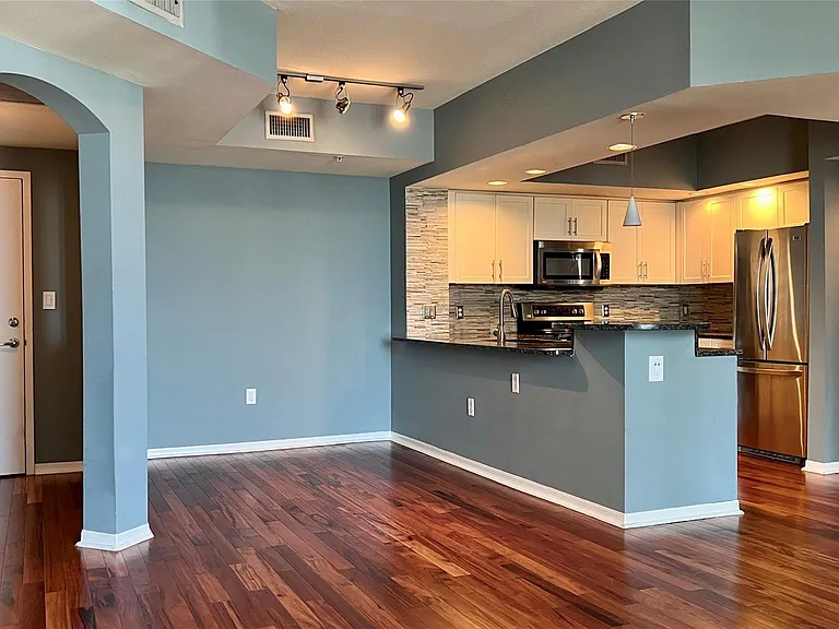 100 N Federal Hwy #1136 — Photo 2