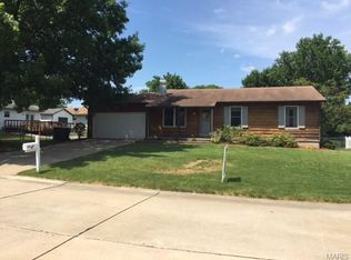 5 Horizon Dr, Saint Peters, MO 63376