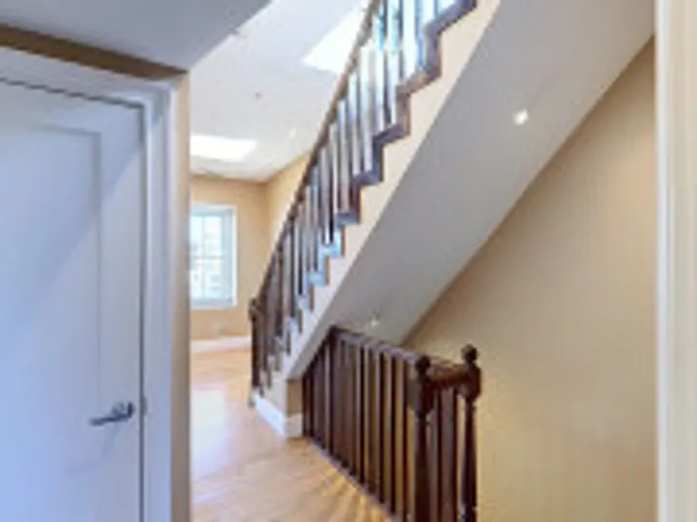 9 Cortes St #5A — Photo 8