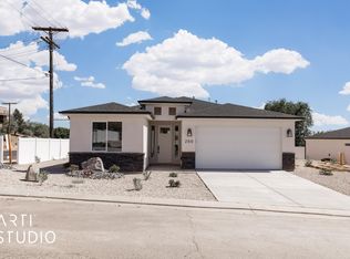 288 E 260 N, Washington, UT 84780
