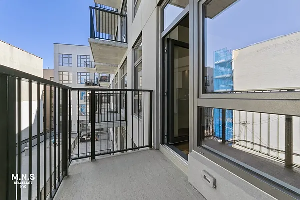 Rented by MNS | media 26