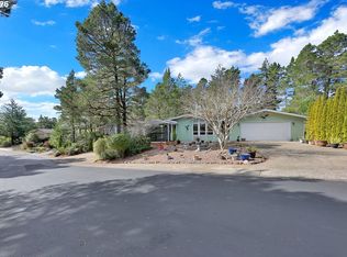 303 Manzanita Dr, Florence, OR 97439
