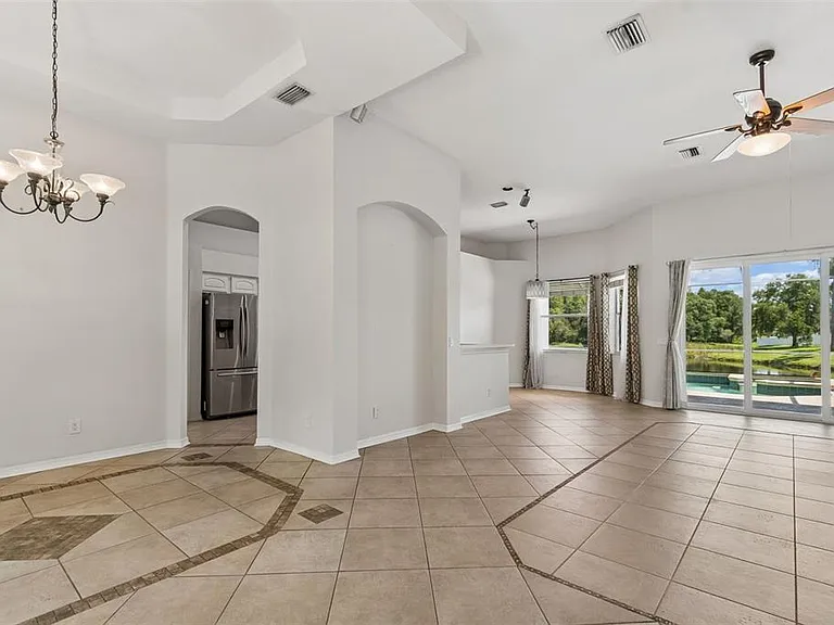 8332 Torrington Ave — Photo 9